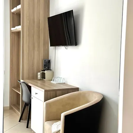 Abedini Hotel 3*