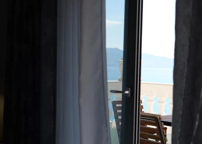 Abedini Hotel 3*