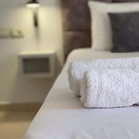 Abedini 3* Sarande