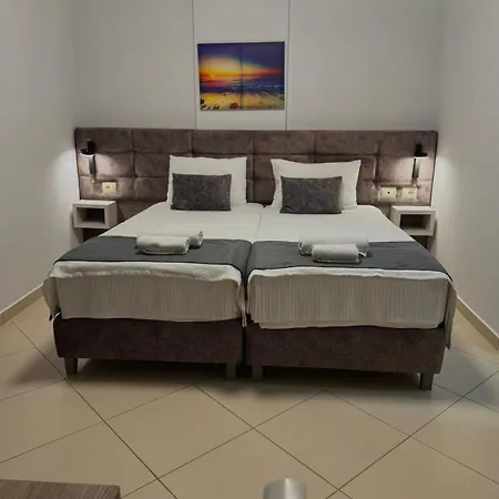 Abedini Hotel 3*
