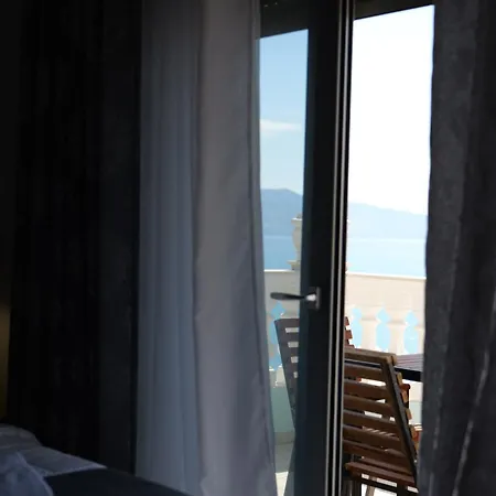 Abedini Hotel 3*