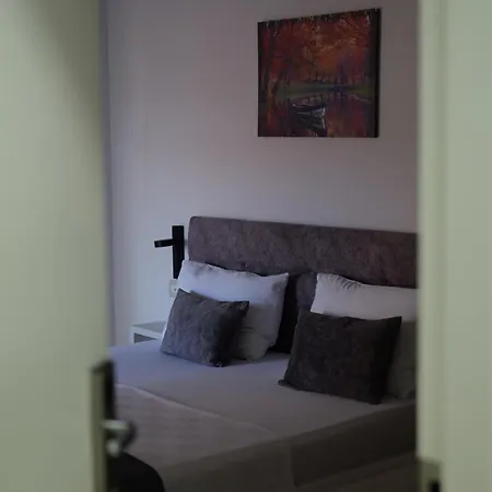 Abedini Hotel Sarandë