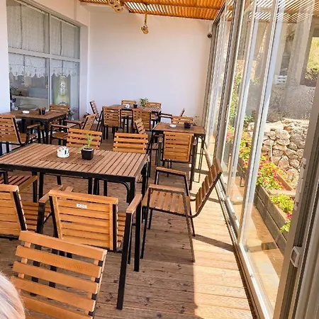 Abedini 3* Sarande