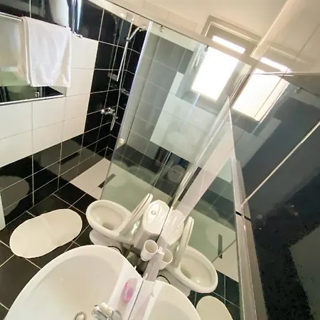 Abedini Hotel Sarande