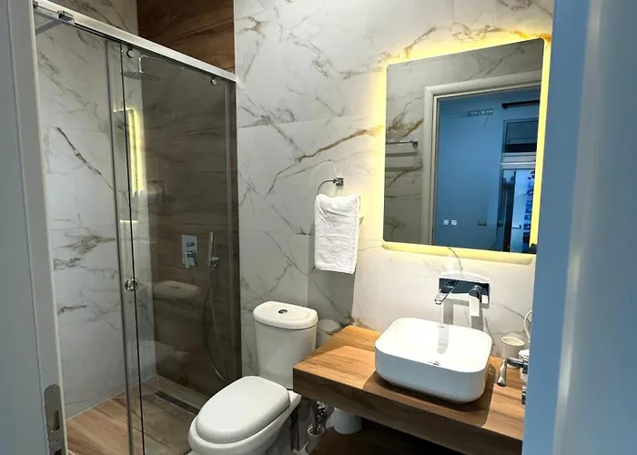 Abedini Hotel 3*
